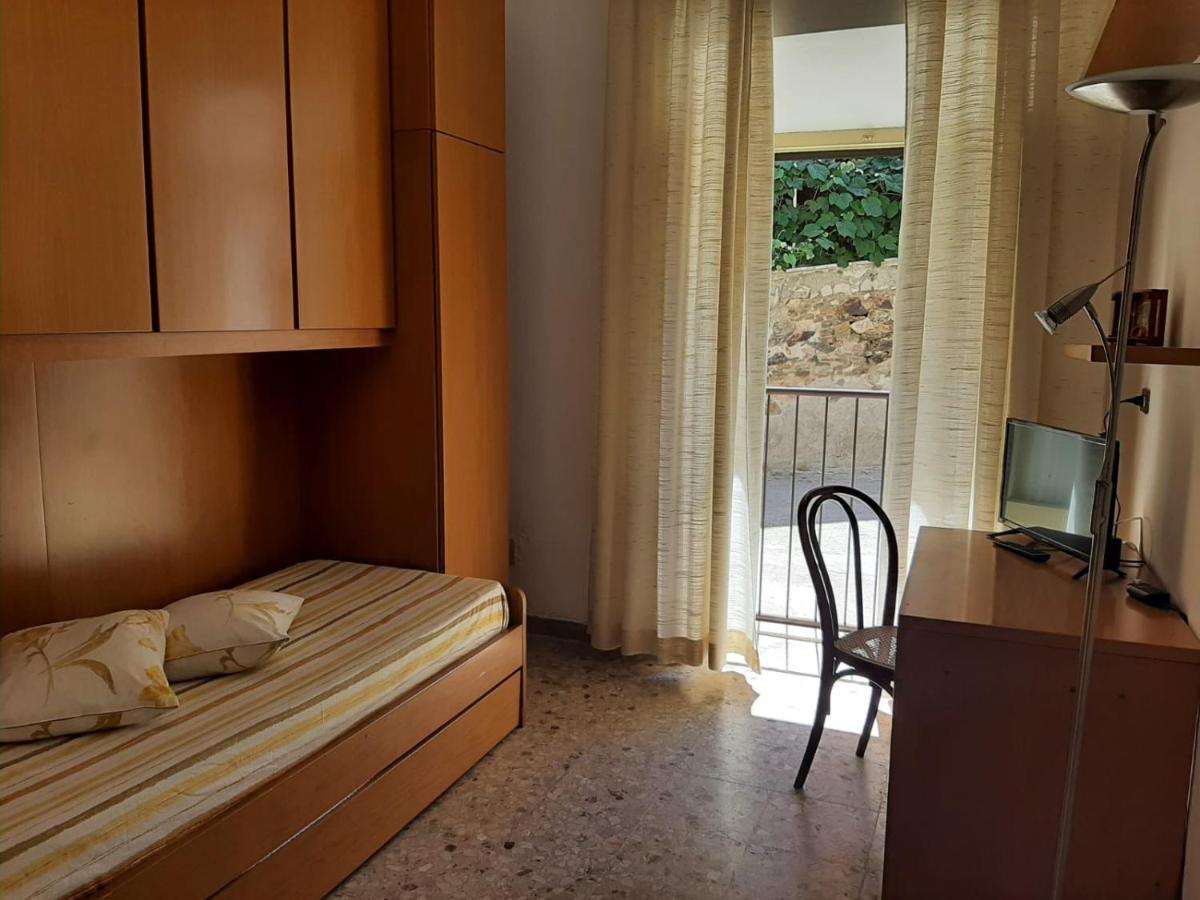 Appartamento Casa Luna Nel Centro Di Capoliveri Exterior foto